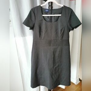 NWOT. Reitmans gray dress.